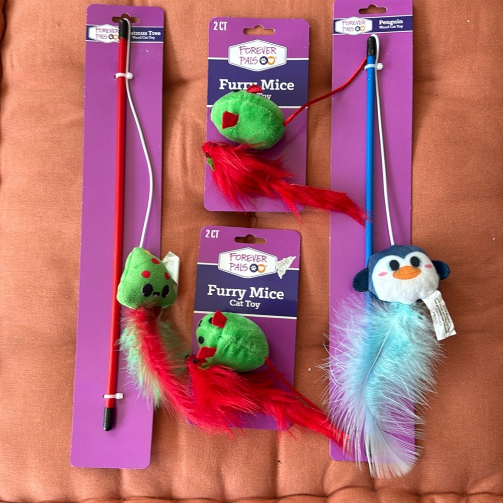 New Set/4 Cat Toys